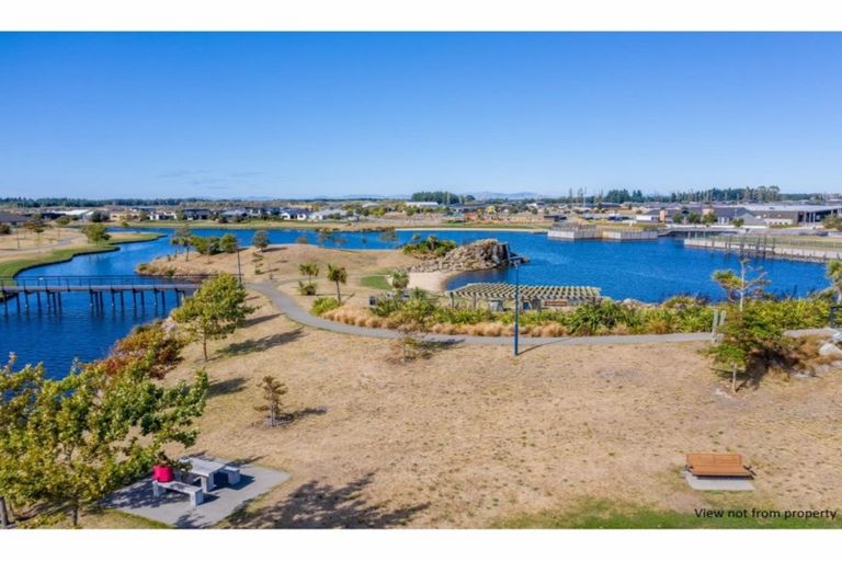 Photo of property in 75 Te Hurunui Drive, Pegasus, 7612