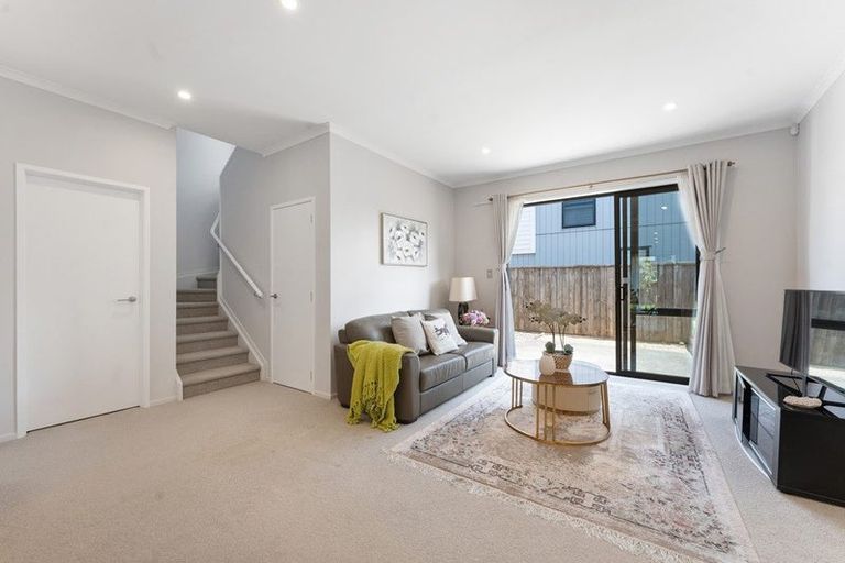 Photo of property in 19 Eyton Kay Road, Hobsonville, Auckland, 0616