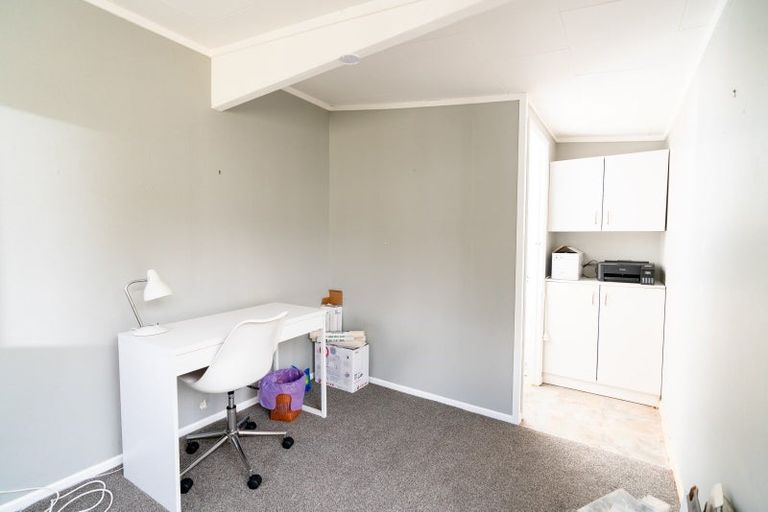 Photo of property in 12 Tobruk Street, Karori, Wellington, 6012