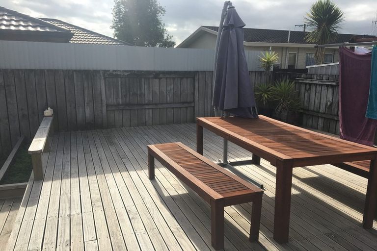 Photo of property in 8 Dover Road, St Andrews, Hamilton, 3200