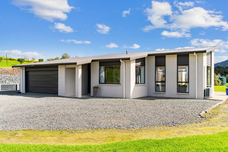 Photo of property in 362b Barrier View Road, Mangawhai, 0573