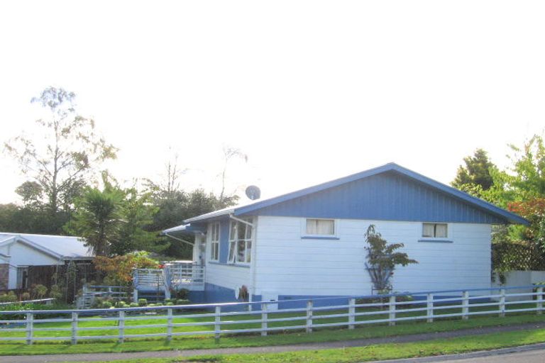Photo of property in 8 Karaka Place, Tokoroa, 3420