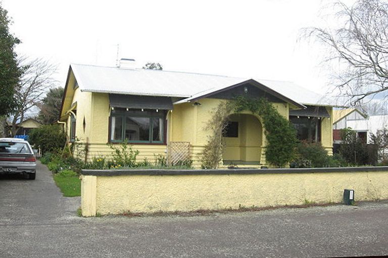 Photo of property in 21 Ngaio Street, West End, Palmerston North, 4412