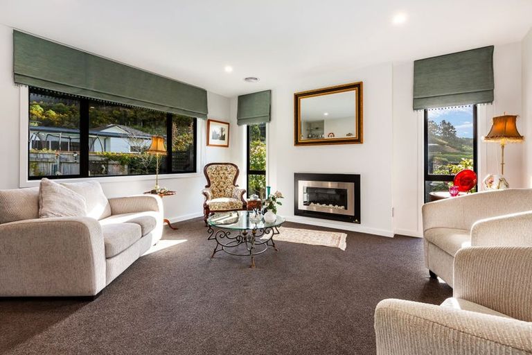 Photo of property in 64 Banks Boulevard, Whitby, Porirua, 5024