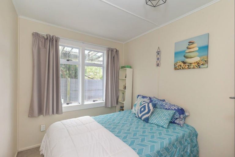 Photo of property in 15 Rangitane Street, Himatangi Beach, Foxton, 4891