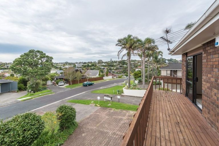 Photo of property in 1/51 Nigel Road, Browns Bay, Auckland, 0630