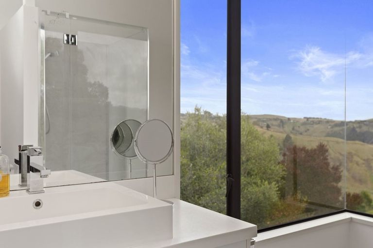 Photo of property in 15 Kiteroa Place, Cashmere, Christchurch, 8022