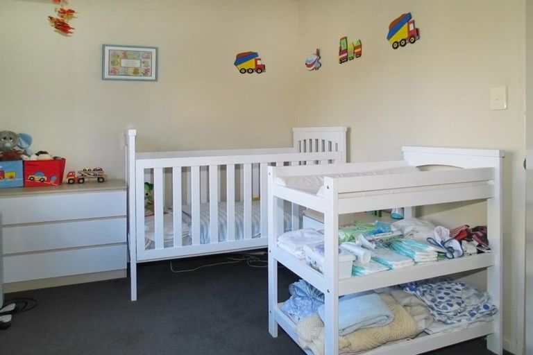 Photo of property in 6 Botany Lane, Whitby, Porirua, 5024