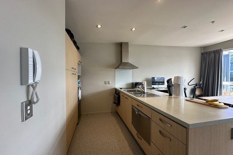 Photo of property in 1/143g Carlton Gore Road, Newmarket, Auckland, 1023