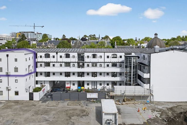Photo of property in 294i Montreal Street, Christchurch Central, Christchurch, 8013