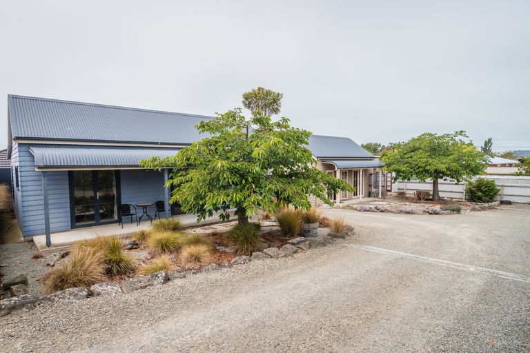Photo of property in 49a-b James Street, Kensington, Timaru, 7910