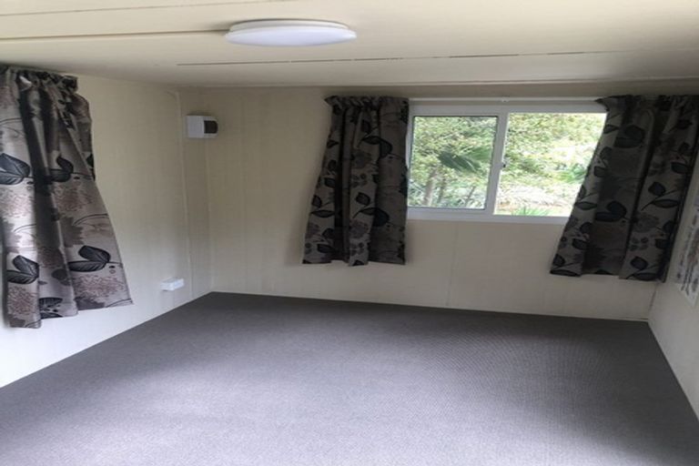 Photo of property in 45 Ravenwood Drive, Forrest Hill, Auckland, 0620