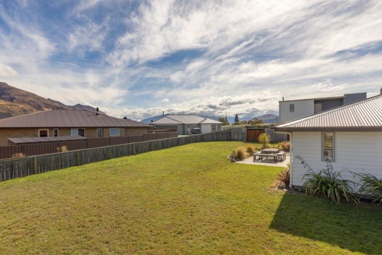 Photo of property in 40 West Meadows Drive, Wanaka, 9305