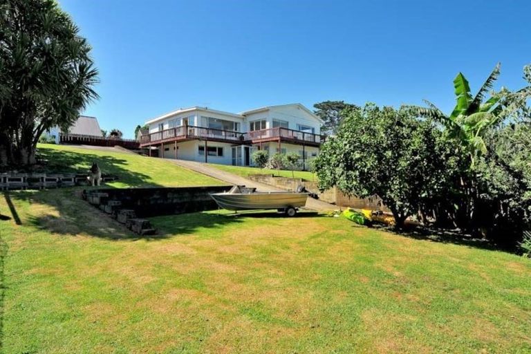 Photo of property in 49 Roys Road, Weymouth, Auckland, 2103
