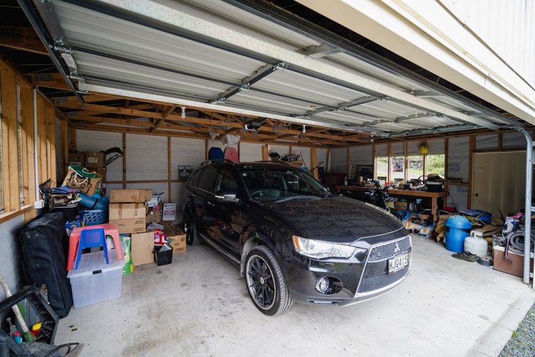 Photo of property in 117 Doctors Point Road, Waitati, 9085