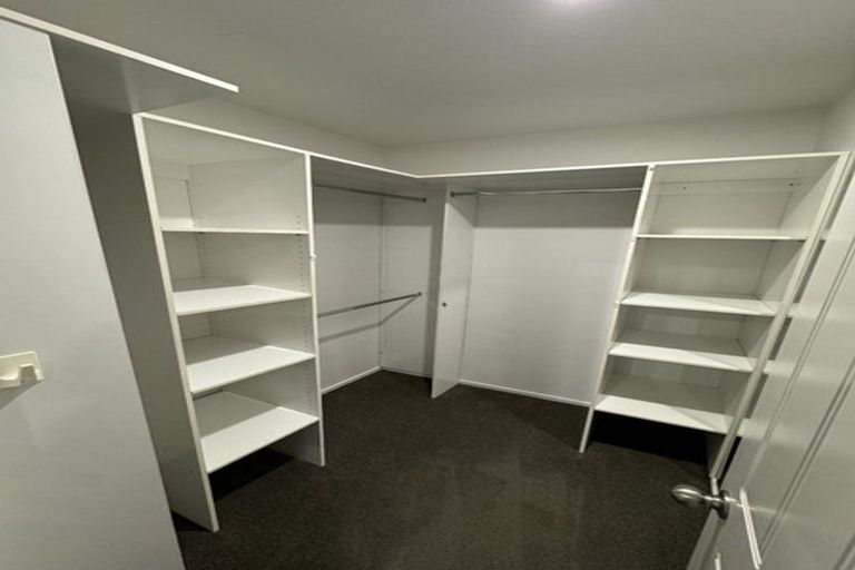 Photo of property in 1 Kestrel Place, Woolston, Christchurch, 8023