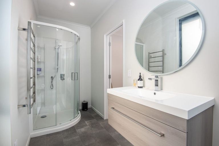 Photo of property in 24 Brugh Place, Andersons Bay, Dunedin, 9013