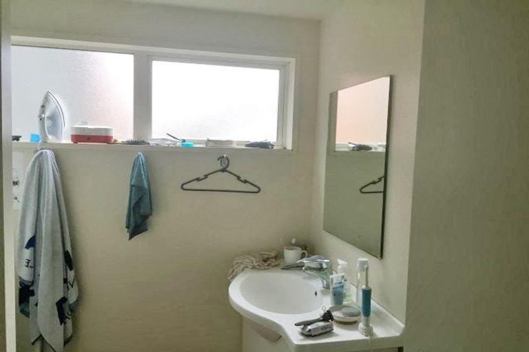 Photo of property in 28 Hyde Street, North Dunedin, Dunedin, 9016