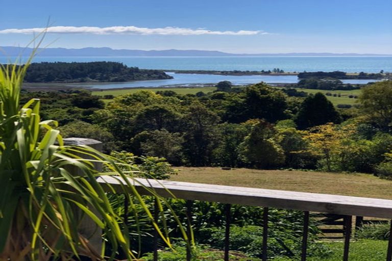 Photo of property in 100 Rocklands Road, Clifton, Takaka, 7183