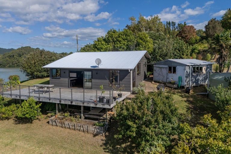 Photo of property in 708 Purangi Road, Cooks Beach, Whitianga, 3591