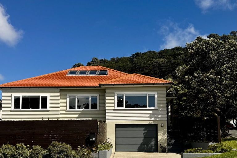 Photo of property in 16 Burnham Street, Seatoun, Wellington, 6022