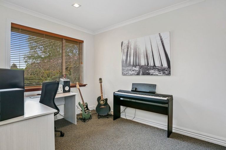 Photo of property in 32 Muir Road, Te Awamutu, 3879