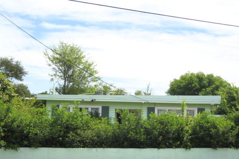 Photo of property in 38 Cuffs Road, Wainoni, Christchurch, 8061