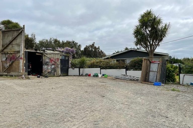 Photo of property in 244 Tinopai Road, Matakohe, 0593