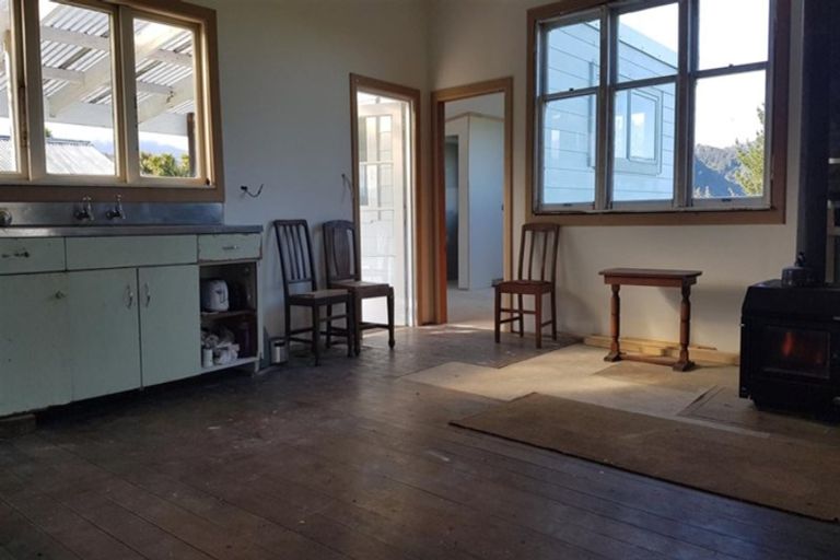 Photo of property in 3287 Karamea Highway, Little Wanganui, Karamea, 7893