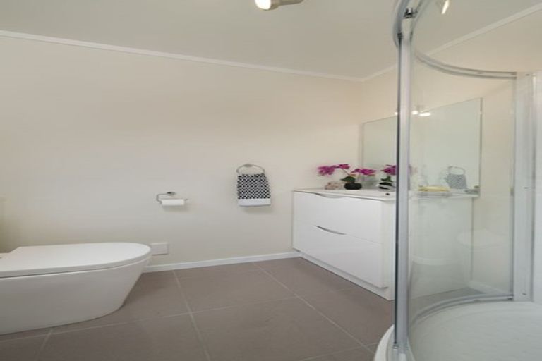 Photo of property in 1/20 Seneca Court, Golflands, Auckland, 2013