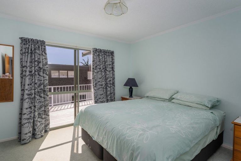 Photo of property in 42 Banks Street, Cooks Beach, Whitianga, 3591