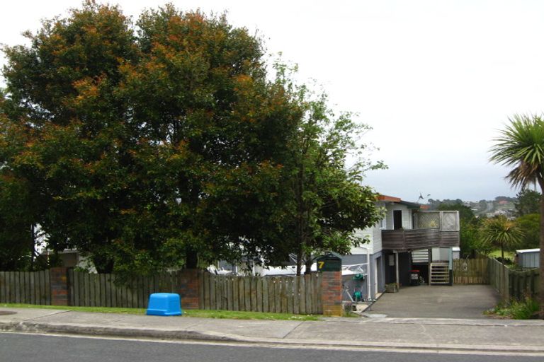 Photo of property in 7 Shakespear Road, Army Bay, Whangaparaoa, 0930