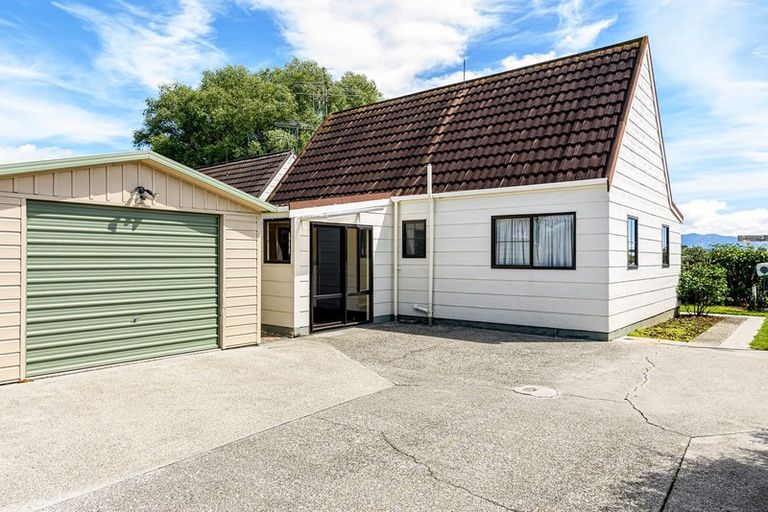 Photo of property in 16a Parker Street, Motueka, 7120