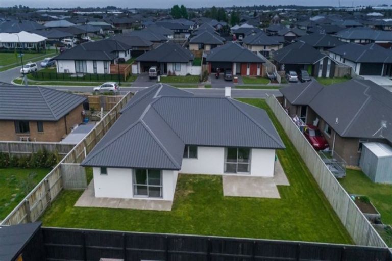 Photo of property in 24 Park Lane, Rolleston, 7614