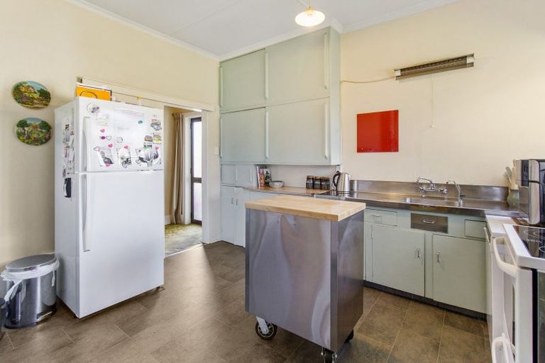 Photo of property in 43 Doug Ledgerwood Drive, Wanaka, 9305