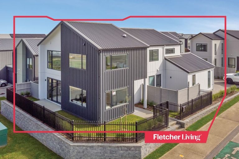 Photo of property in 17 Park Green Avenue, Rosehill, Papakura, 2113