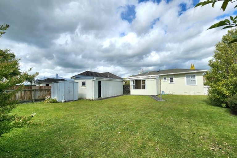 Photo of property in 12 Attlee Place, Feilding, 4702
