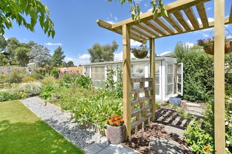 Photo of property in 202 High Street, Oxford, 7430