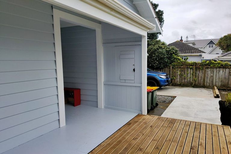 Photo of property in 195 South Road, Hawera, 4610