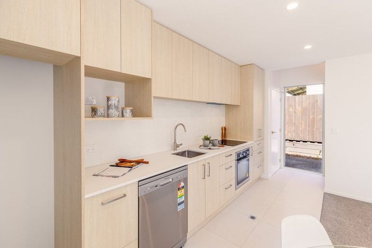 Photo of property in 2/118 Oram Avenue, New Brighton, Christchurch, 8061