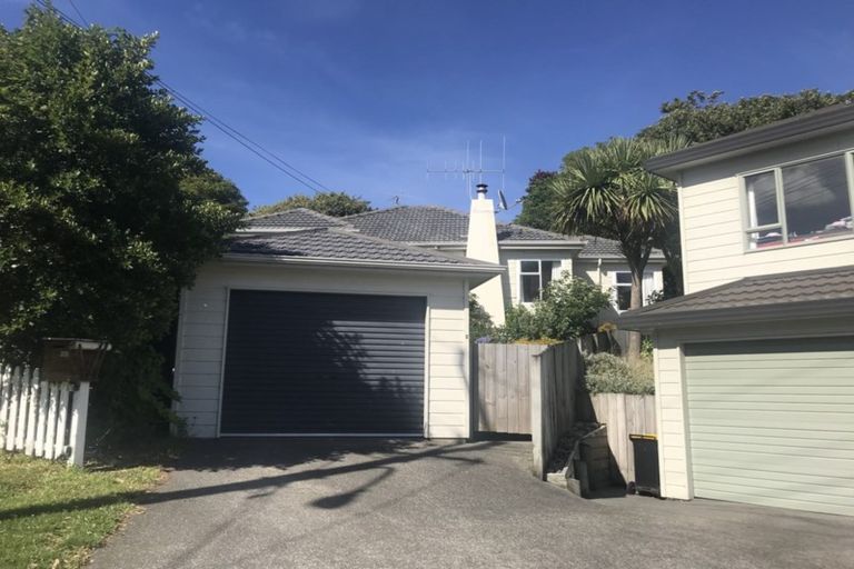 Photo of property in 2 Chester Road, Tawa, Wellington, 5028