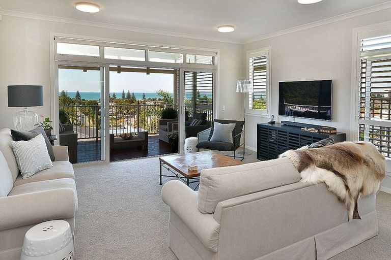 Photo of property in 46 Panorama Heights, Orewa, 0931