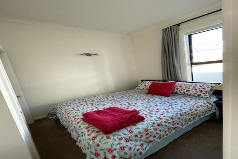 Photo of property in 2b Macdonald Crescent, Te Aro, Wellington, 6011