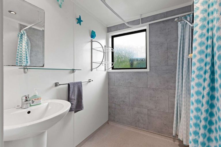 Photo of property in 7 Rathbone Street, Waipawa, 4210