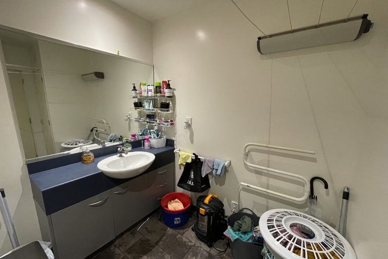 Photo of property in St Peters Apartments, 1c/192 Willis Street, Te Aro, Wellington, 6011