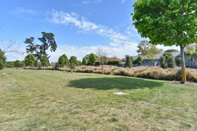 Photo of property in 11 Blackadder Road, Pegasus, 7612