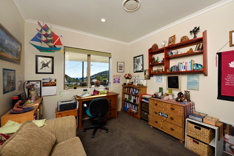 Photo of property in 19 Devenish Place, Atawhai, Nelson, 7010