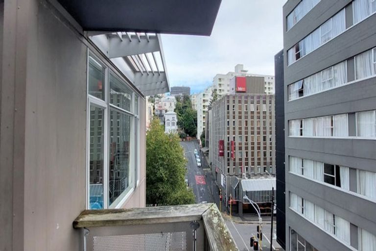 Photo of property in Dixon Towers, 10/115 Dixon Street, Te Aro, Wellington, 6011