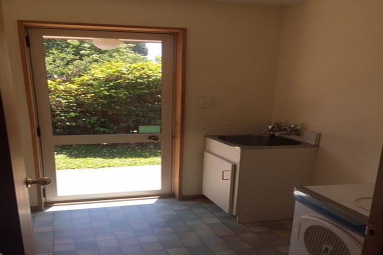 Photo of property in 2/395 Ilam Road, Bryndwr, Christchurch, 8053