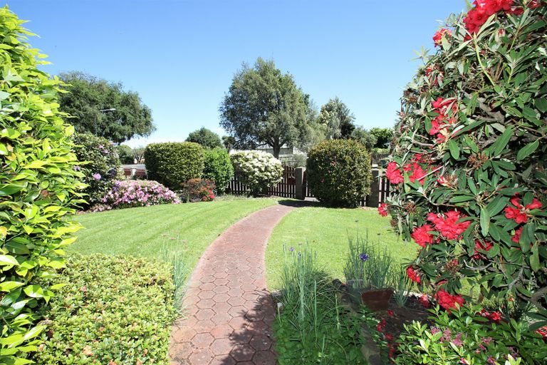 Photo of property in 26 Cedar Crescent, Mosgiel, 9024